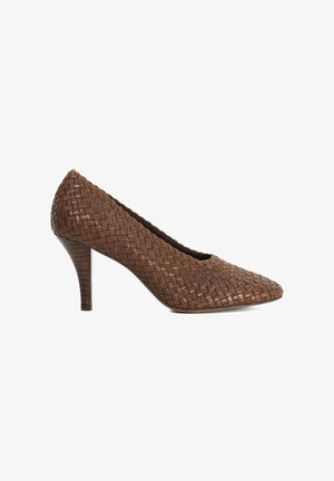 Brown woven leather high-heel pump with a pointed toe and a textured surface. Features a slender heel and a smooth inner lining.