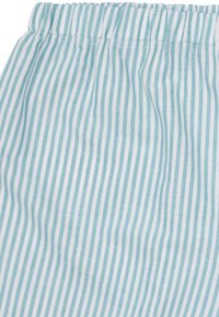 Helle blau-weiße, vertikal gestreifte Stoff mit elastischem Bund, der eine weiche Textur und glatte Oberfläche aufweist.