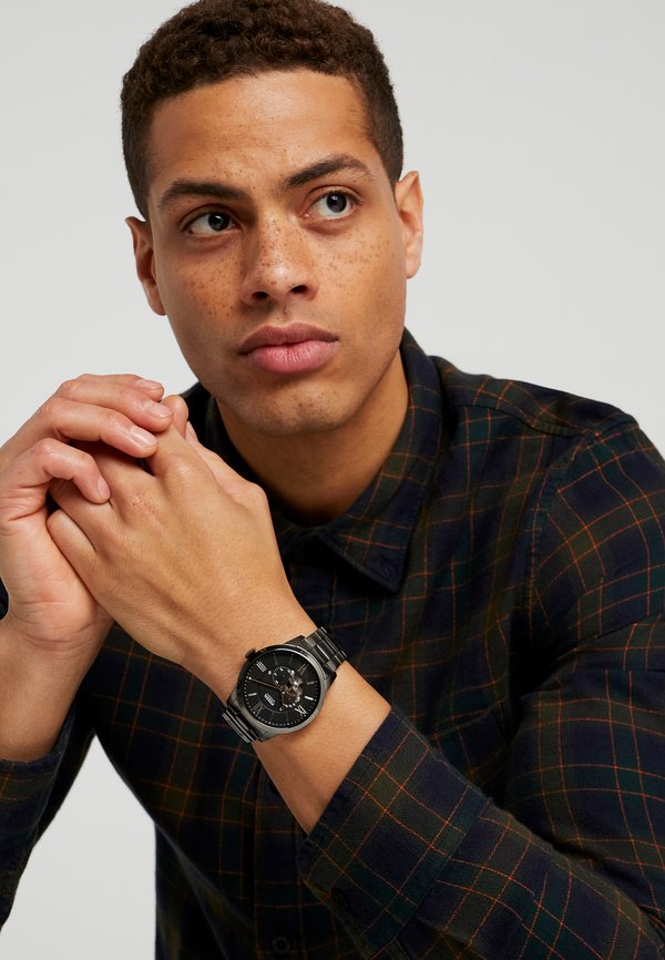 TOWNSMAN AUTO - Watch - smoke