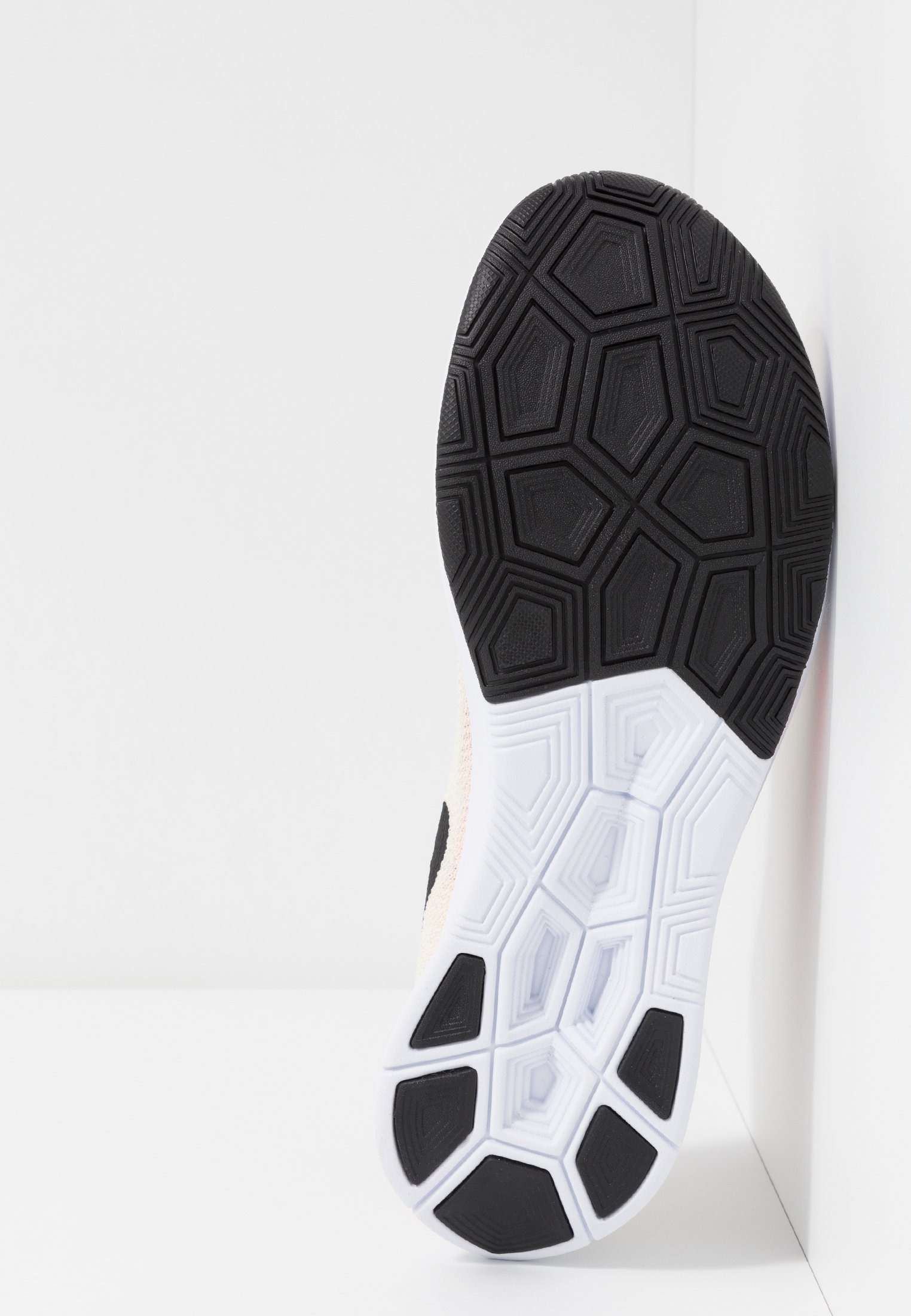 nike zoom fly footlocker