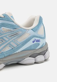 ASICS SportStyle GEL NYC UNISEX - Tenisice - cream/arctic sky
