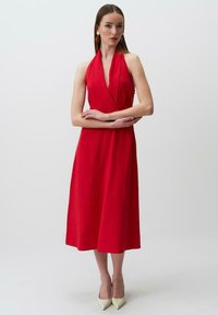 Unausgewählt, red