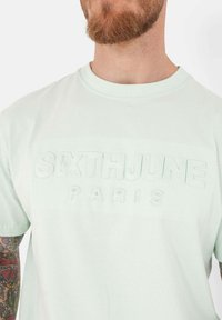 Sixth June THERMO EMBOSSED TEE - T-shirt con stampa - light green