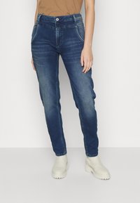 Pepe Jeans CAREY - Calças de ganga de perna direita - blue denim