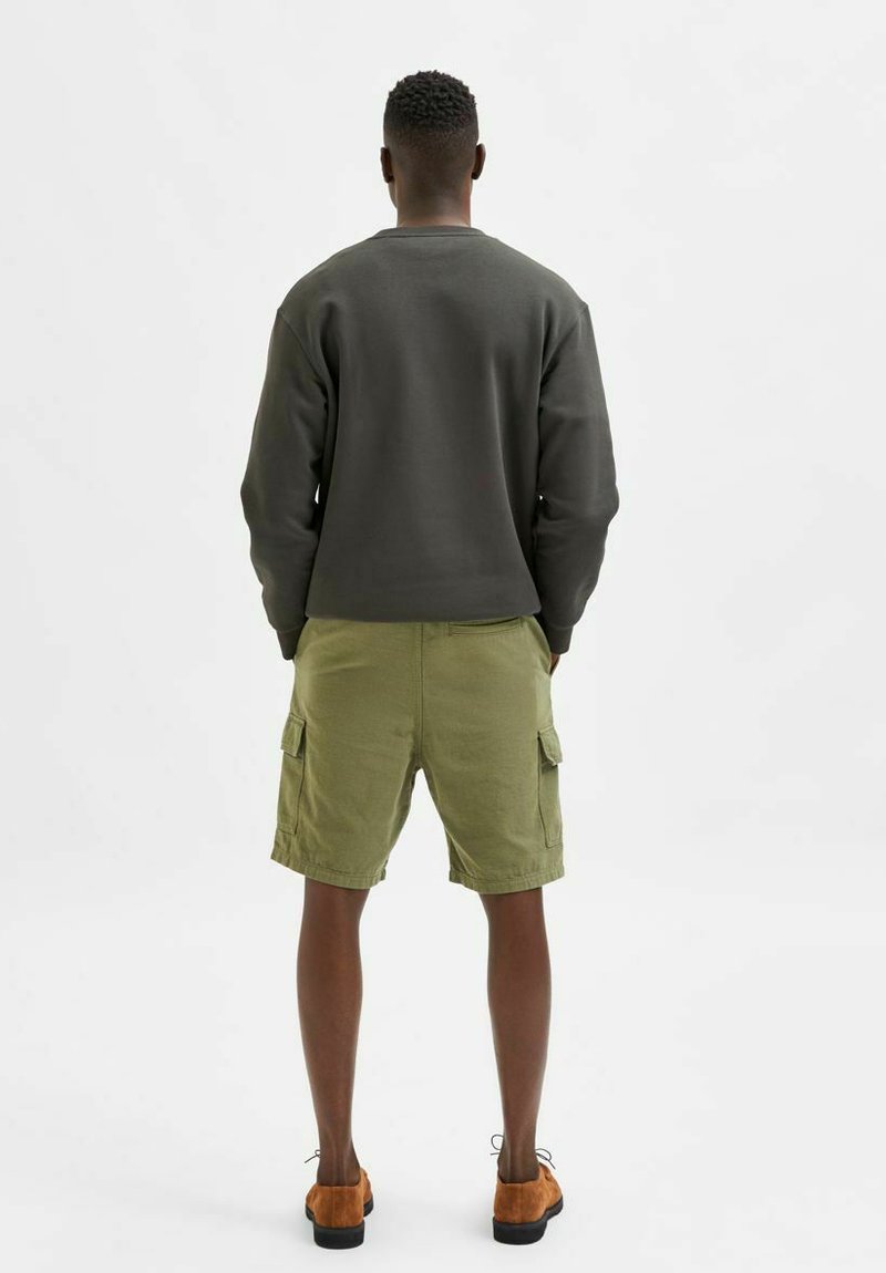 Herren Chino Shorts | Selected Homme Shorts olivine/grün - AT47750 Herren Chino Shorts | Selected Homme Shorts olivine/grün - AT47750