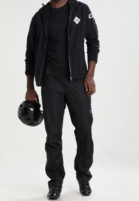 ION Chaqueta softshell - black