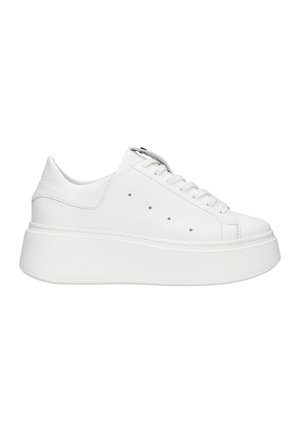 Sneakers laag - biały