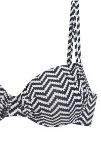 Zwart-witte bikini top met zigzagpatroon, met gevoerde cups, verstelbare bandjes en geplooide details in het midden.