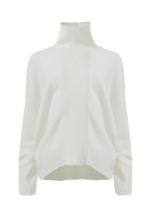 Suéter blanco con un cuello alto tipo mock, textura acanalada en la parte frontal y hombros caídos. Presenta un ajuste holgado y un dobladillo que se curva hacia arriba.