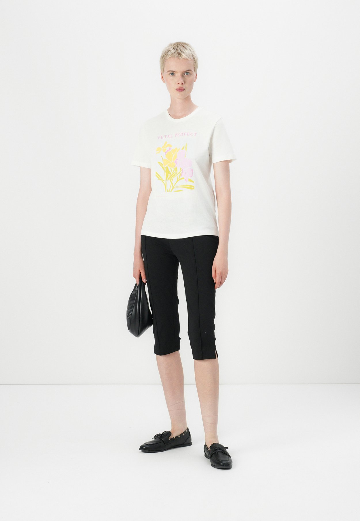ONLKATTY TEE