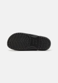 Crocs CLASSIC UNISEX - Šľapky - black