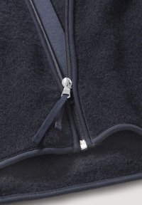 Unausgewählt, marine