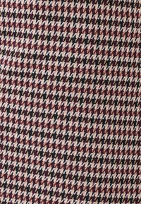 Non selezionato, marron pied de poule