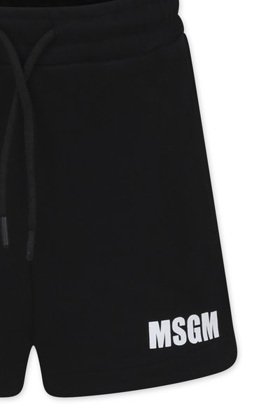 Pantaloni corti neri in cotone misto, dotati di una vita elastica con coulisse e un logo "MSGM" bianco sull'orlo.