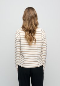 moshi moshi mind BLESSED  STRIPE - Mikina - ecru   warm sand