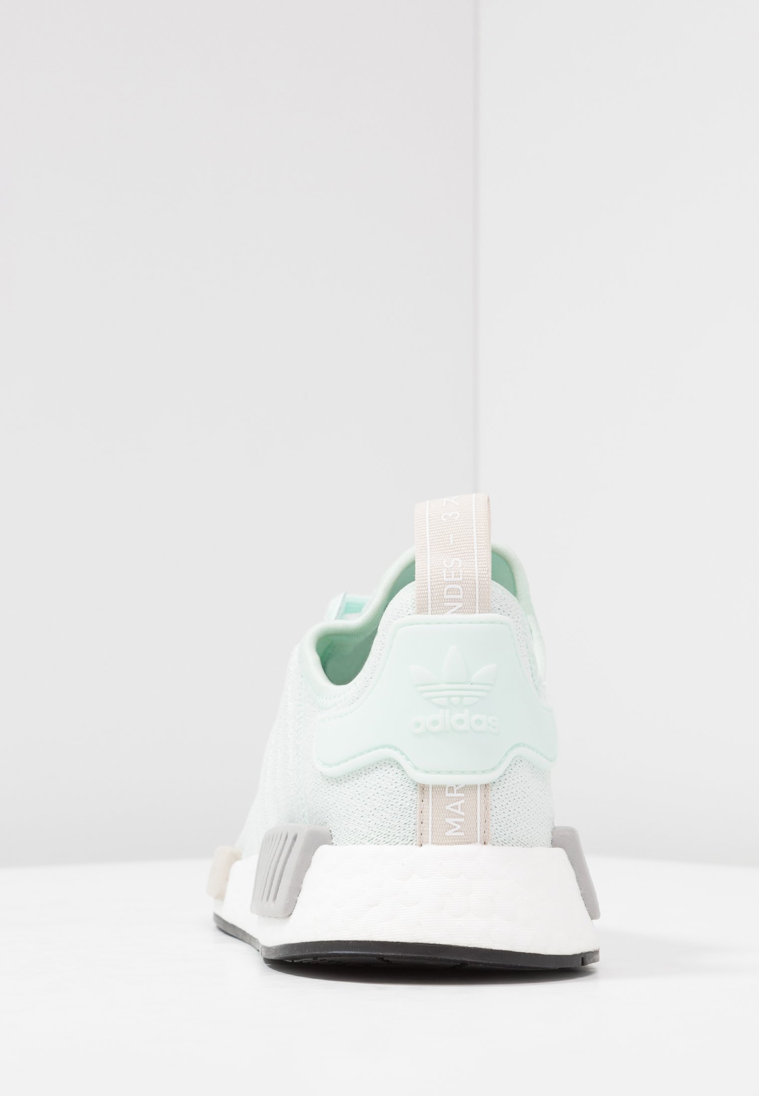adidas Originals NMD_R1 Sneaker low ice mintfootwear adidas Originals NMD_R1 Sneaker low ice mintfootwear