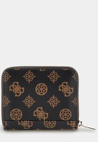 Portafoglio in pelle nera con texture, caratterizzato da un motivo geometrico marrone con loghi, chiusura a zip e un accento metallico sul tirazip.