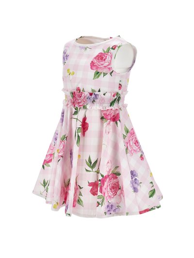 Αμάνικο ροζ και λευκό καρό φόρεμα με βολάν στη μέση, διακοσμημένο με μεγάλα ροζ και μοβ λουλούδια και πράσινα φύλλα.