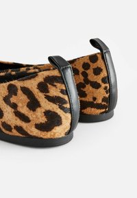 Next Ballerina's - leopard