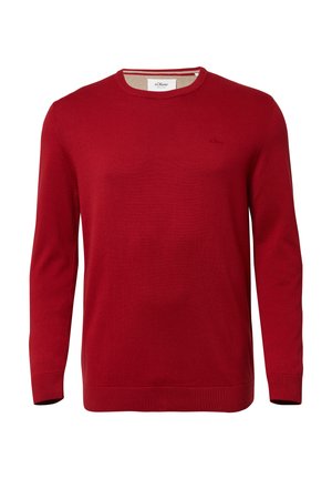 Roter Strickpullover mit Rundhalsausschnitt und langen Ärmeln, der eine subtile Struktur und ein kleines Logo auf der Brust aufweist. Aus reinem Baumwollmaterial.