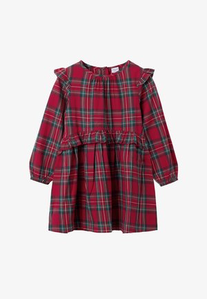 Rode geruite jurk met lange mouwen en ruches. Heeft een gegatherde taille en ronde halslijn, en toont groene en witte ruitpatronen.