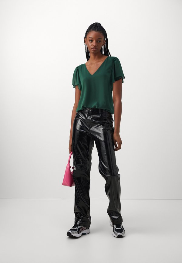 VIMICADA V NECK  - Blouse - pine needle4