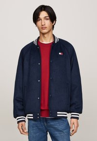 Tommy Jeans SOLID - Bombera - dark night navy