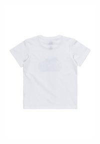 Camiseta de algodón blanca con mangas cortas, escote redondo y un ligero gráfico de palmera en la parte central de la espalda. Textura suave, diseño casual.