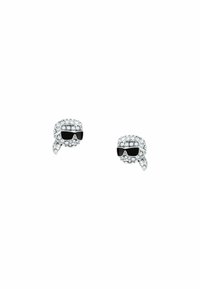 Orecchini in argento a forma di testa che indossa occhiali da sole, arricchiti con strass trasparenti per dettagli e texture, con un accento nero lucido.