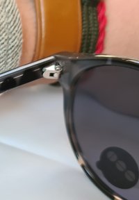 Komono DEVON - Lunettes de soleil - black