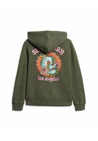 Sudadera verde oliva con un gran gráfico bordado de un skull acompañado de rosas y una serpiente, con el texto "Superdry Los Ángeles" y capucha con cordón.