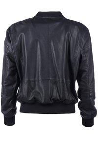 Zwarte leren bomberjack met geribbelde kraag en manchetten; gestructureerd ontwerp met een gladde textuur en gedetailleerde geplooide zoom.