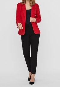 Vero Moda Blejzr - berry