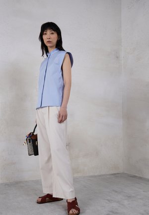 JALIA TROUSERS - Trousers - whitecap gray