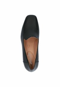 Chaussure plate en cuir noir avec un bout arrondi, texture lisse et un design de cou-de-pied bas. L'intérieur présente une semelle intérieure brun clair avec un logo.