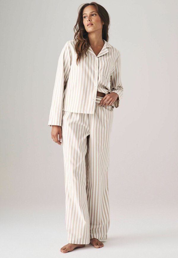 2 PACK SET - Nachtwäsche Set