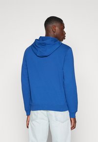 HUGO DARATSCHI - Hoodie - blau (medium blue)