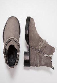Steffen Schraut Botines bajos - grey