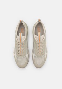 EA7 Emporio Armani LACES UNISEX - Sapatilhas - pelican/bronze