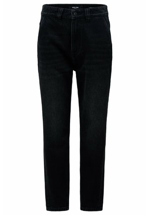 Jeans de mezclilla negra con corte recto, que presentan un cierre de botón y presillas para el cinturón. La tela tiene una textura suave y un desvanecimiento mínimo.