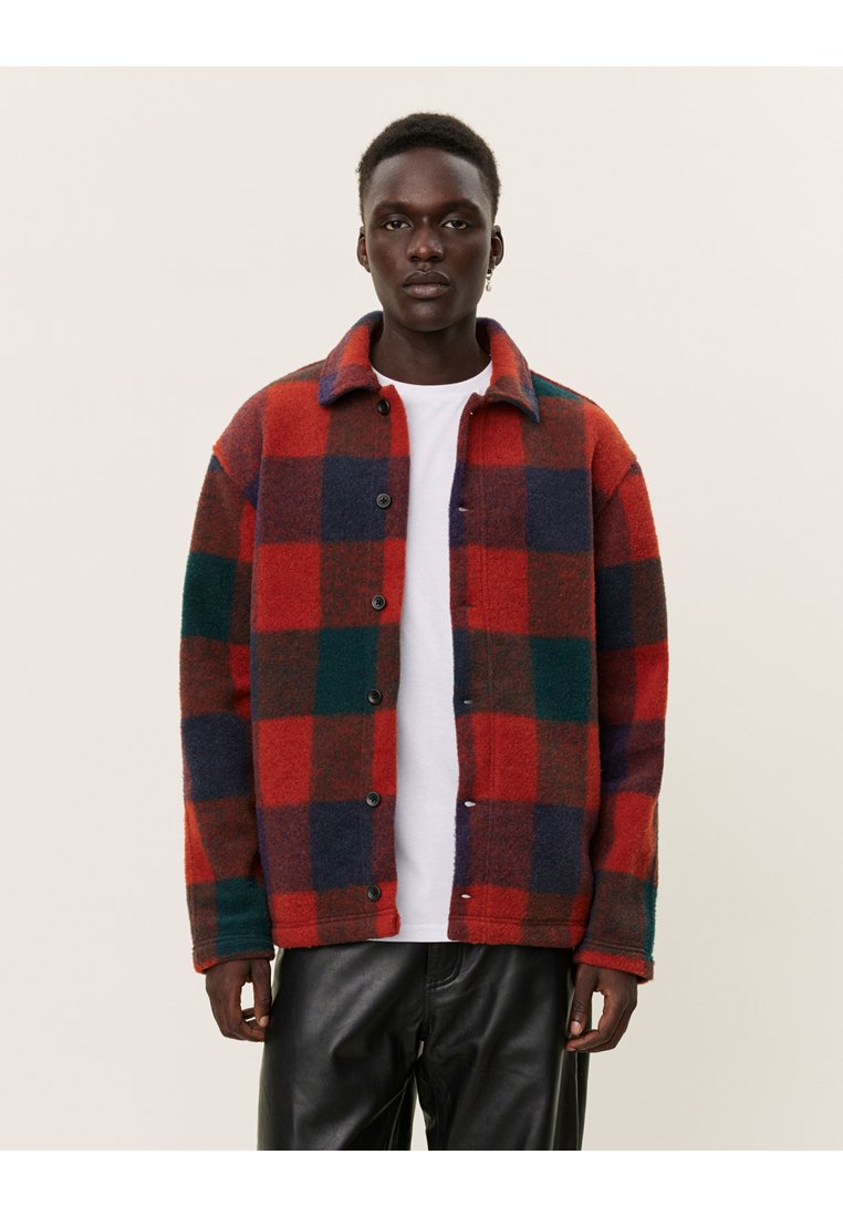 Les Deux JERMAINE OVERSHIRT - Lagana jakna - pine green/red clay