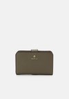 CAMELIA M COMPACT WALLET - Wallet - sage