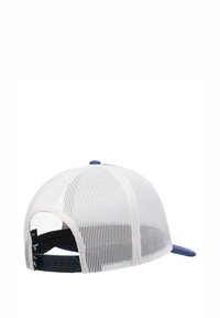 Bílá síťovaná kšiltovka s modrým kšiltem. Obsahuje snapback uzávěr a zakřivený kšilt. Otevřený design ze zadní části pro lepší prodyšnost.