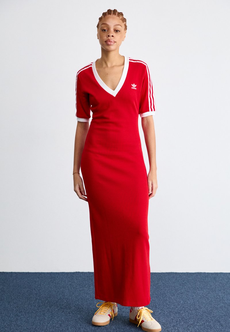 adidas Originals DRESS - Vestito lungo - better scarlet