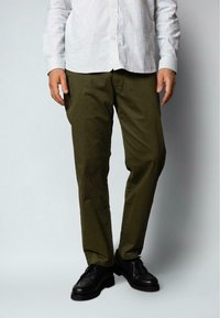 Clean Cut Copenhagen TWILL  - Chino - army green