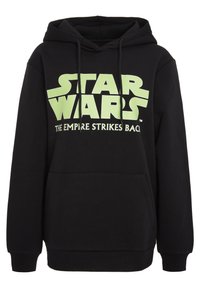 Černá mikina s kapucí vyrobená z bavlněné směsi, s velkým zeleným grafickým nápisem "STAR WARS" a textem "THE EMPIRE STRIKES BACK" na přední straně.