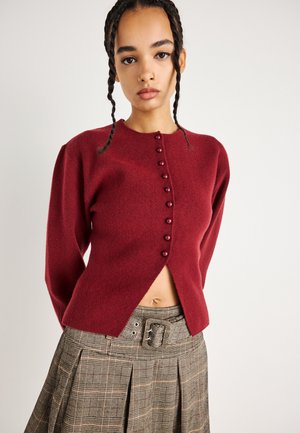 SHAPED CARDIGAN - Gilet - pomegranate