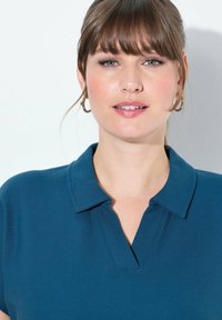 Ulla Popken ATMUNGSAKTIV - Polo - petrol