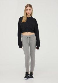 Terranova Felpa con zip - nero