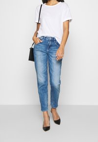 DRYKORN Relaxed fit jeans - blue denim